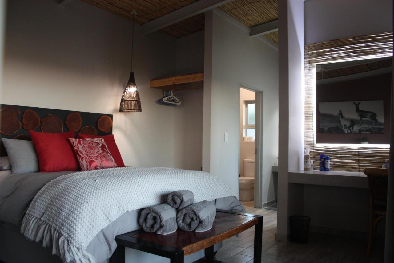 Mountain Peak Game Lodge And Camping Ozongaka Dış mekan fotoğraf