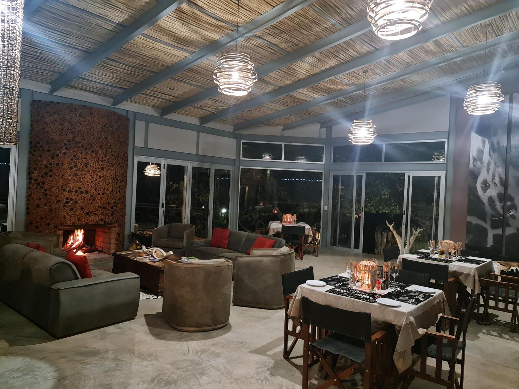 Mountain Peak Game Lodge And Camping Ozongaka Dış mekan fotoğraf